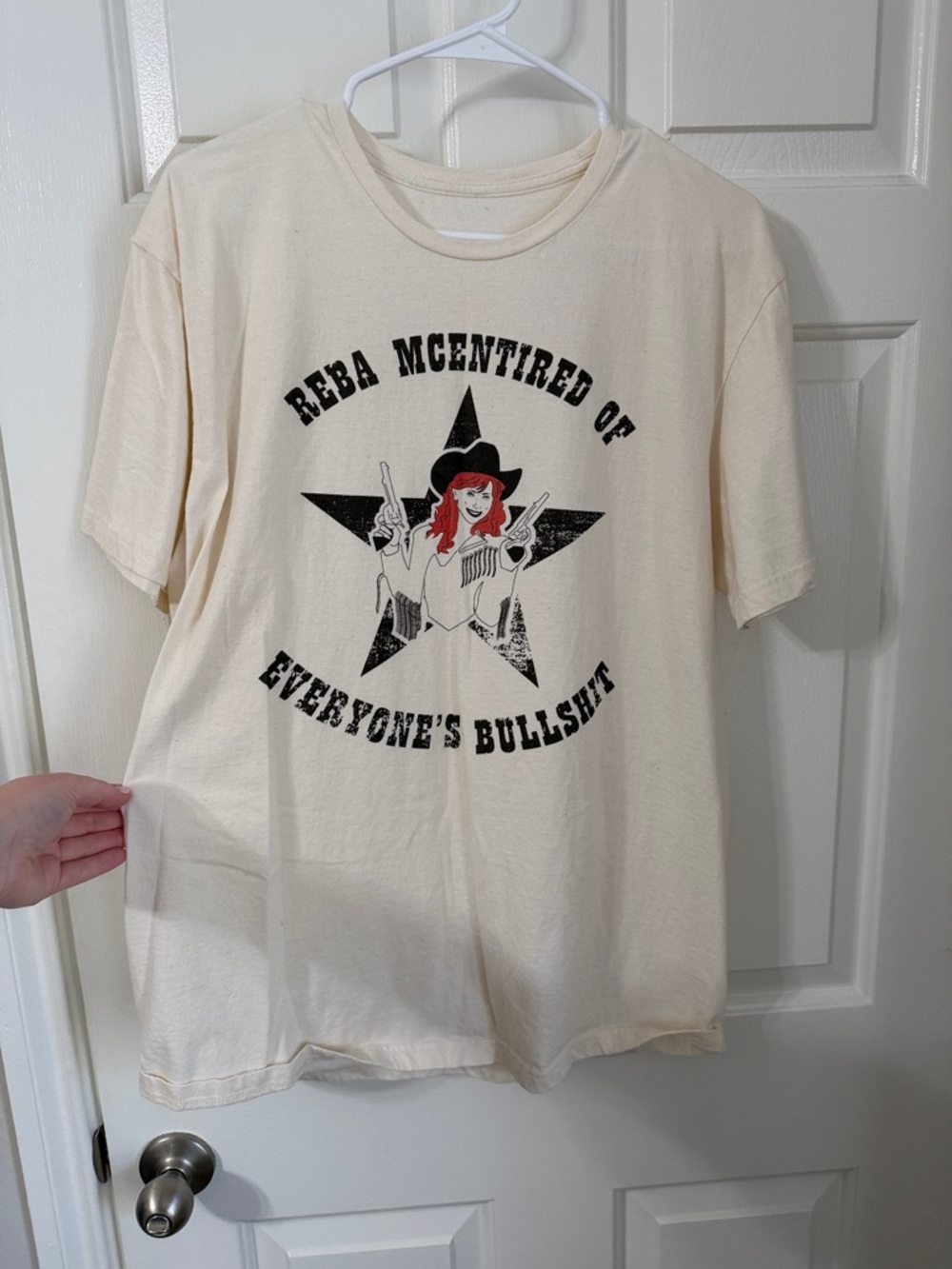 Reba McEntire Pun Womens Short sleeve Cotton Tee - Size Large - never worn